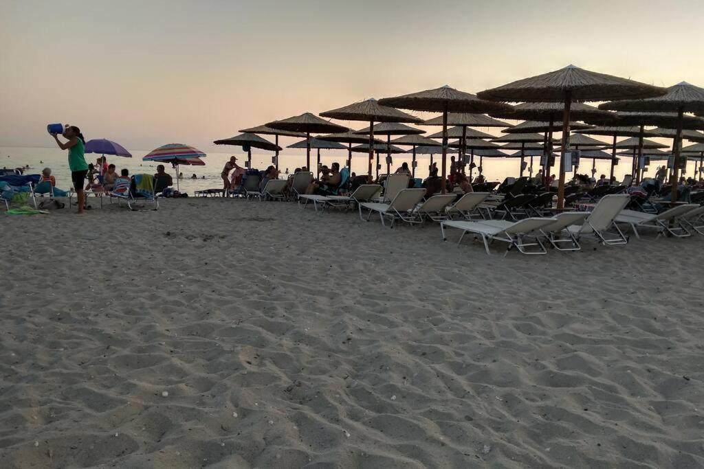 Αξέχαστη Διαμονή - Unforgettable Accommodation Nea Kallikrateia Exterior photo